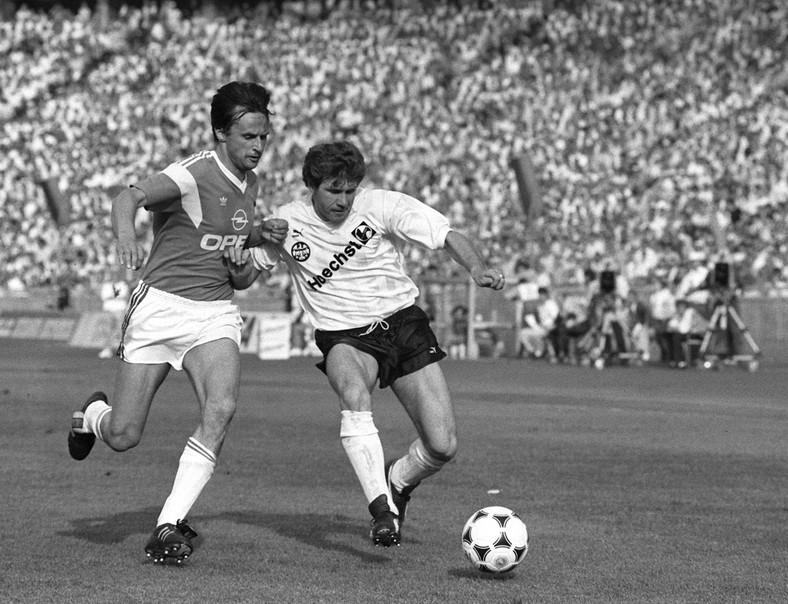 Włodzimierz Smolarek (rechts) in den Farben der Eintracht im Jahr 1988.