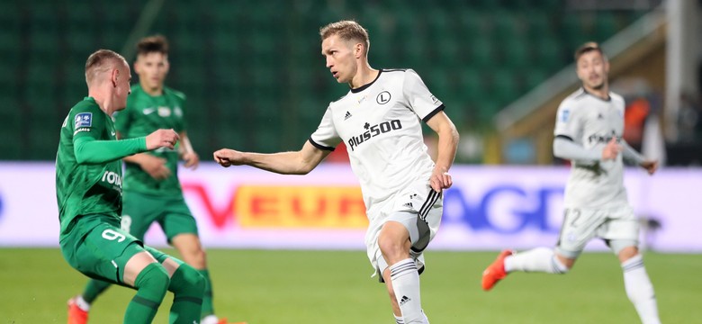 Legia informuje, że Lewczuk i Pekhart mają negatywne wyniki testów