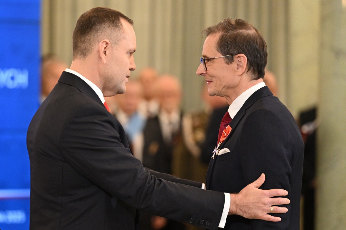 Karol Nawrocki odznaczył Przemysława Babiarza. Prezydent wręczył komentatorowi Order Odrodzenia Polski