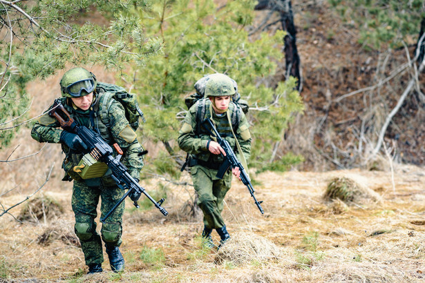 Rosja gromadzi wojsko przy granicy z Ukrainą. "To nie są ćwiczenia"