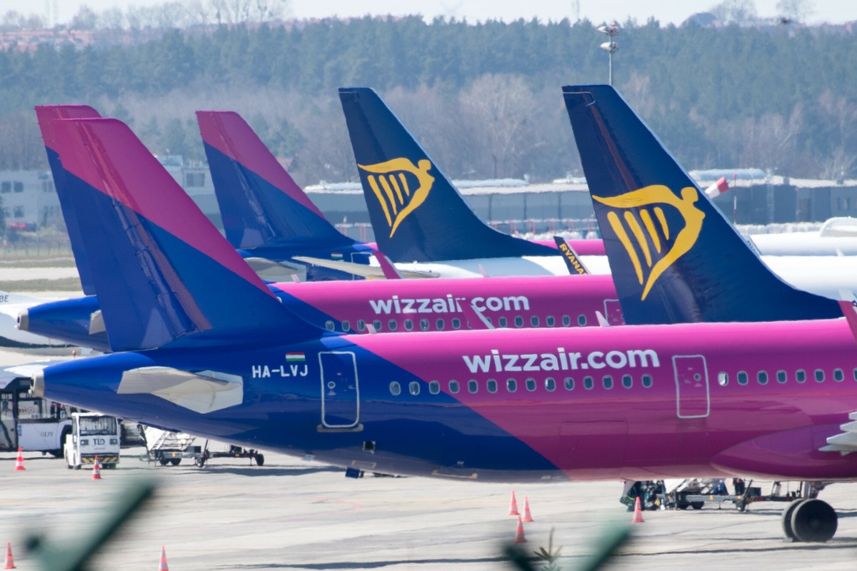 Ryanair i Wizz Air ograniczają połączenia z Polski. Te lotniska najwięcej stracą