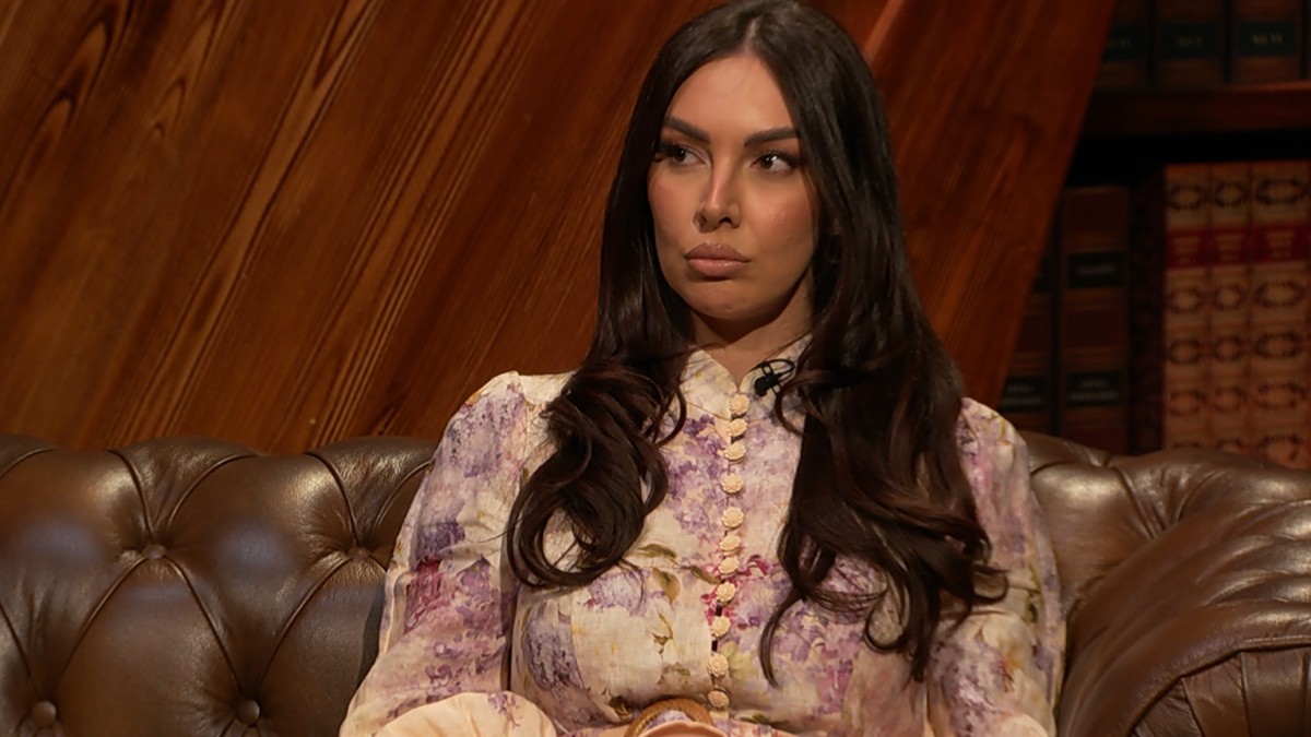 Gabrijela Pejčev, emisija "Na terapiji sa Slavicom Đukić Dejanović"