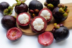 To najsmaczniejszy egzotyczny owoc. Jest mało znany, a pomoże schudnąć i obniżyć cholesterol