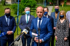 Długie wieczorne spotkanie PO. 'Wychodzimy bardzo wzmocnieni'