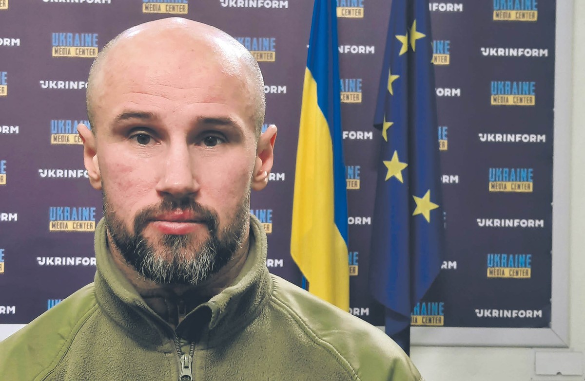 Major Jewhen Sołowjow, pilot wojskowy, za lot do Mariupola uhonorowany tytułem Bohatera Ukrainy