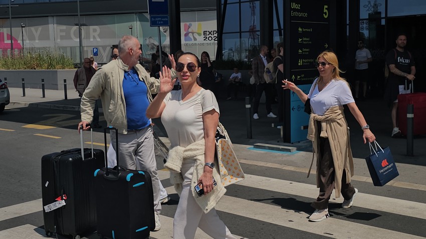 Ceca na aerodromu sa Lidijom i Bogdanom