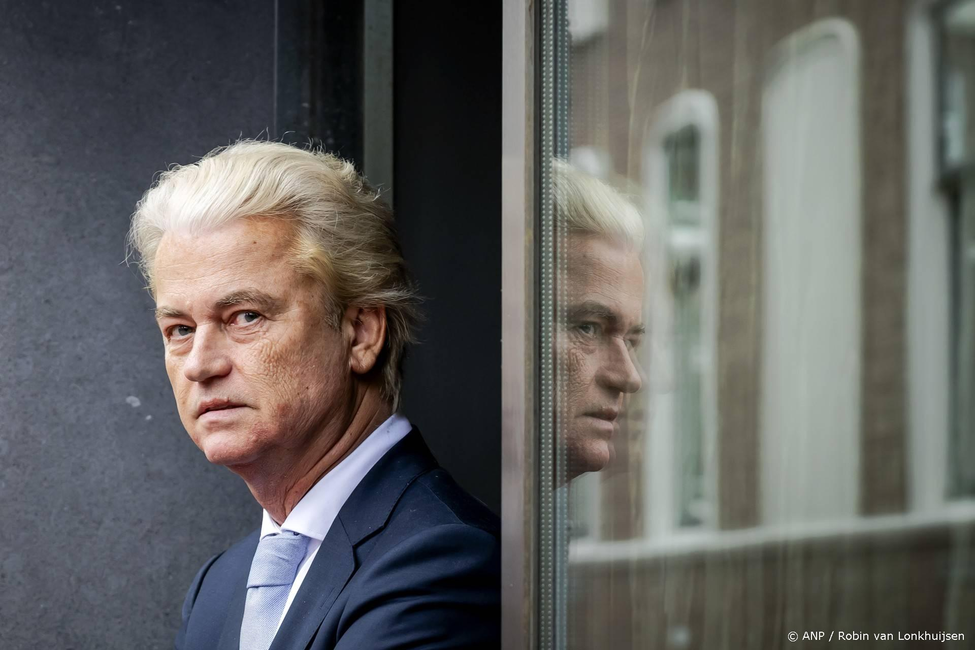 PVV en CDA houden kaarten tegen borst over asielwetten