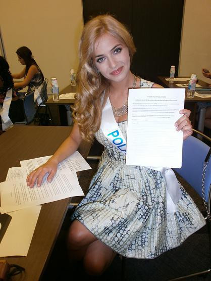 Rozalia Mancewicz na zgrupowaniu Miss International 2012