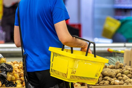 Przeanalizowali ok. 80 tys. cen. Oto co najbardziej drenuje dziś portfele