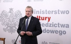 Gliński: Rosja blokuje remont cmentarza w Katyniu i budowę pomnika w Smoleńsku