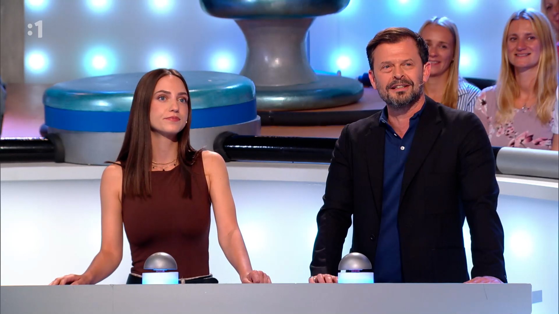 Ráchel Šoltésová a Alexander Bárta v Záhadách tela.