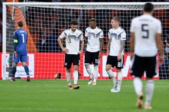 Niemiecki 'walec' w rozsypce. Po klęsce w Amsterdamie media wzywają do debaty nad przyszłością Joachima Loewa