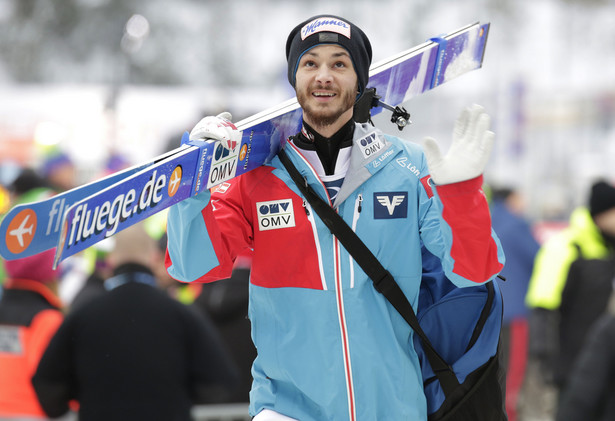 Manuel Fettner zmienił zdanie. Austriacki skoczek nie kończy sportowej kariery