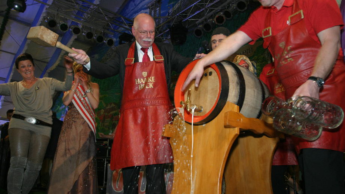 Kto powiedział, że Oktoberfest się skończył? Na północy Niemiec, w Bremie festiwal trwa nadal. Nazywa się Freimarkt i obchodzi własnie 975 rocznicę powstania.