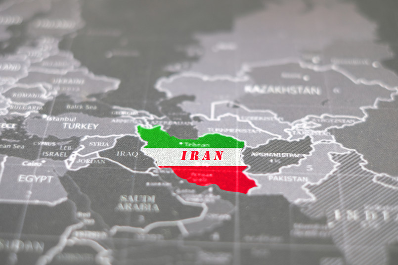 Reżim Iranu wzywa Francję do „zakończenia brutalnego traktowania” swojej ludności