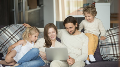 Pięć niebezpieczeństw w Internecie. Jak poprawić bezpieczeństwo całej rodziny?