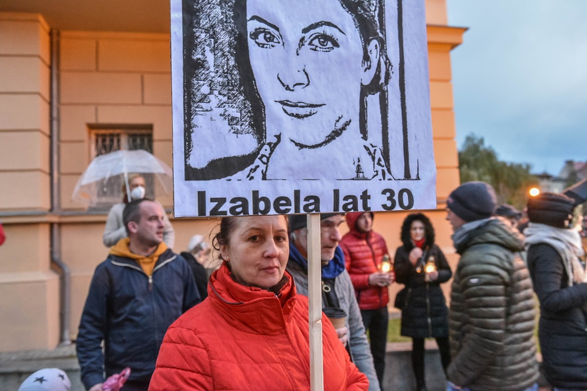 Zdjęcie z protestu "Ani jednej więcej" po śmierci Izabeli z Pszczyny