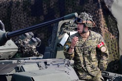 Kanada idzie z duchem czasu. Żołnierze będą mogli tatuować twarze i nosić spódnice