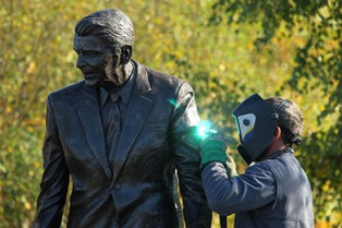 Woś: Reagan i Thatcher. Dziecięcy kult brutala i oszustki [FELIETON]