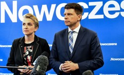 Petru: Nie rozmawiamy na temat przyjęcia posłów do Nowoczesnej