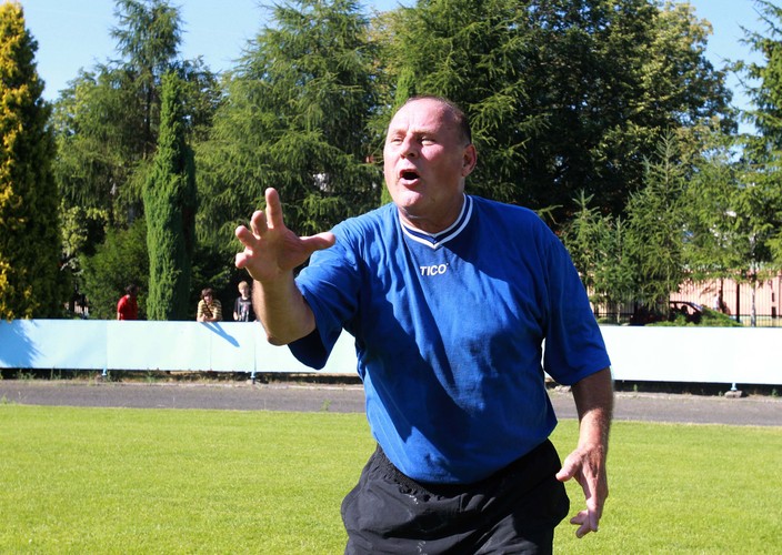 'Jakiś śmieć francuski, taki śmieć futbolowy, który u siebie się nie załapał, gra u nas' (październik 2011 r.)