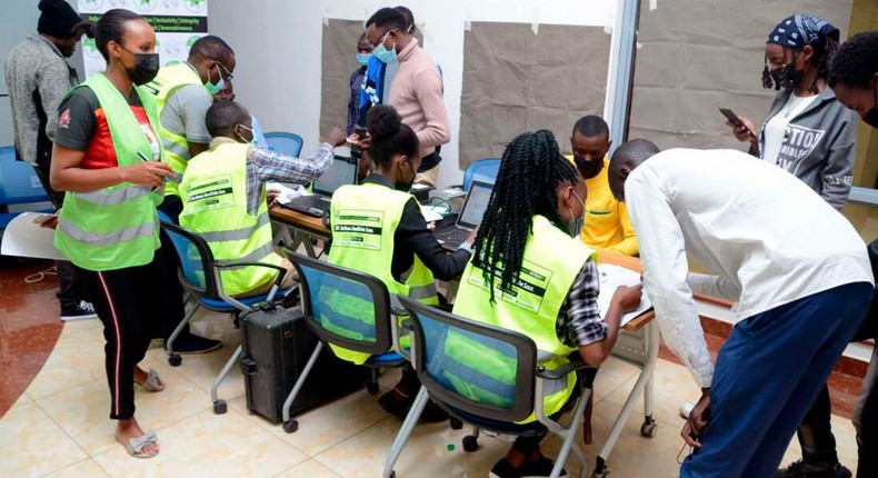 IEBC clerks register students during the launch of voter listing at UoN Towers at the University of Nairobi [Photo: Francis Nderitu]