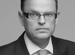 Tańce wojenne wokół traktatu