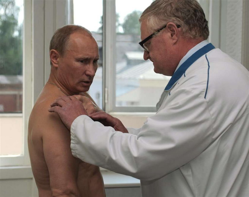 Putin u lekarza w Smoleńsku. Boli go...