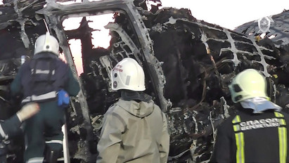 „Láttam, hogyan olvad el körülöttem a gép” – Megrázó részletességgel beszélt a moszkvai repülőgép-katasztrófáról az egyik túlélő