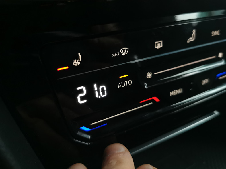 VW Arteon Shooting Brake –wirtualny potencjometr klimatyzacji