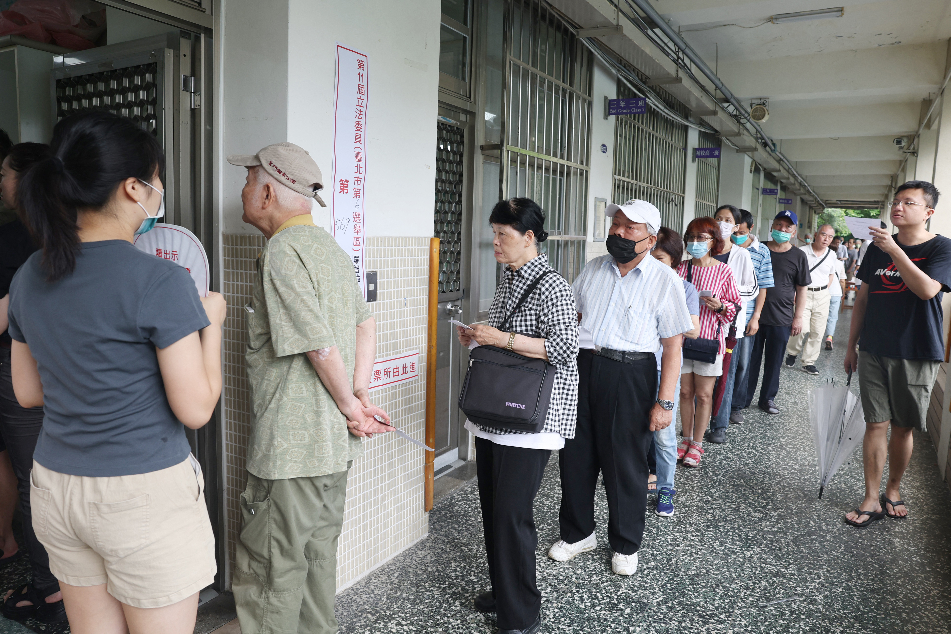 Taiwan: referendum per revocare una ventina di deputati filo-cinesi