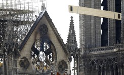 'Spłonięcie Notre Dame będzie oznaczało dokładnie to, co stanie się z Francją' [OPINIA]