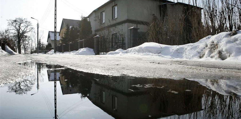 Niepokojące doniesienia IMGW ws. stanów ostrzegawczych. Ziszcza się czarny scenariusz