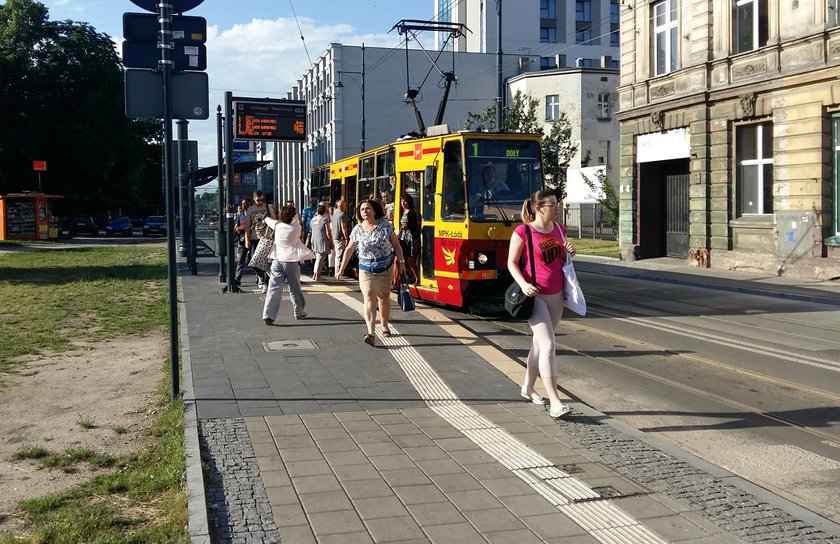 Dajcie drugi wagon na jedynce! Pasażerowie MPK denerwują się że na linii numer jeden jeździ tylko jeden wagon