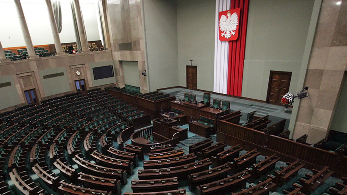 "Z kraju szczycącego się długą i chlubną tradycją wolności i tolerancji stajemy się państwem, które w oczach świata i swoich obywateli innej niż polska narodowości zaczyna uchodzić za coraz bardziej ksenofobiczne" - czytamy w oświadczeniu, które podpisali przedstawiciele 15 organizacji.