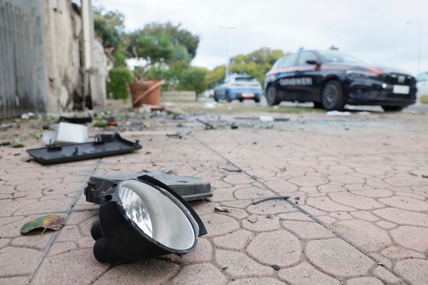 Delovi vozila su razbacani na sve strane