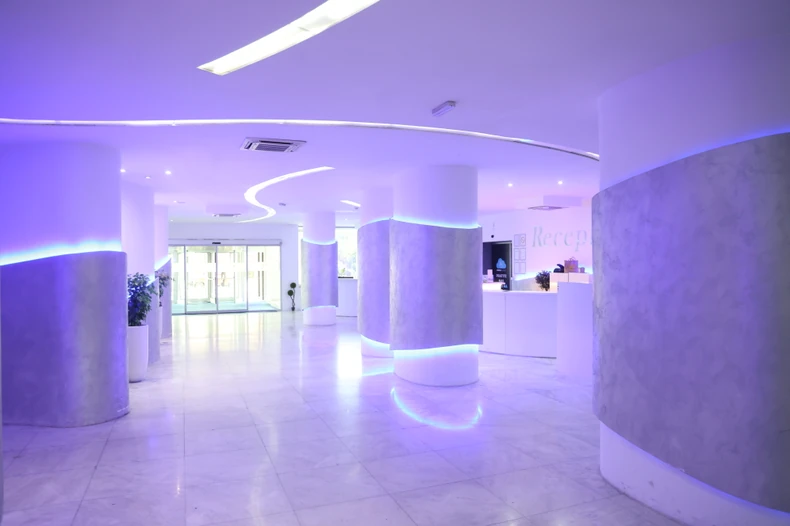 Moderno renoviran hol u hotelu