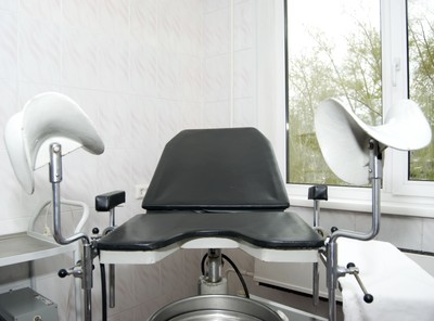 Nie dla aborcyjnych skrajności. Polacy za utrzymaniem dotychczasowego kompromisu [SONDAŻ]