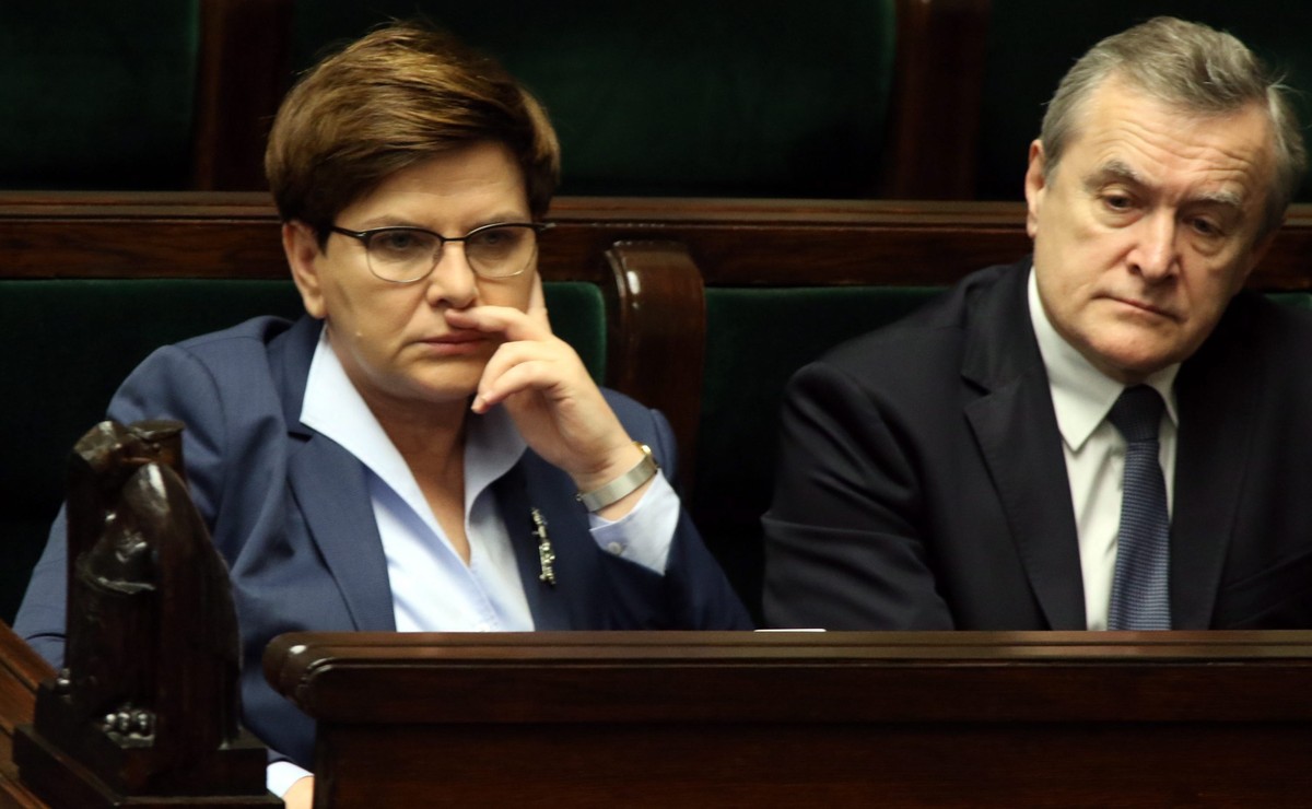 Premier Beata Szydło i wicepremier Piotr Gliński