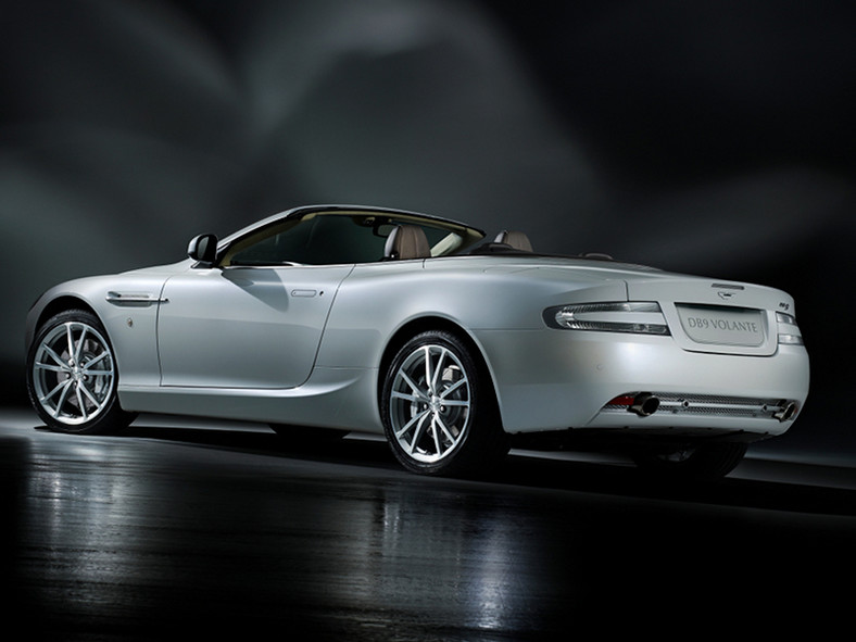 Aston Martin DB9 w trzech edycjach specjalnych