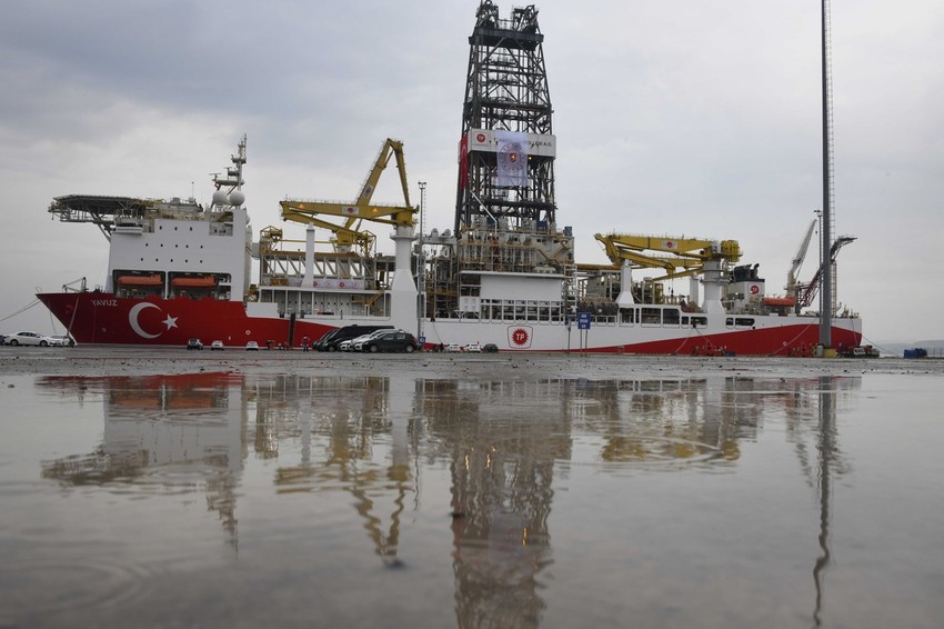 Turska plutajuća platforma Javuz