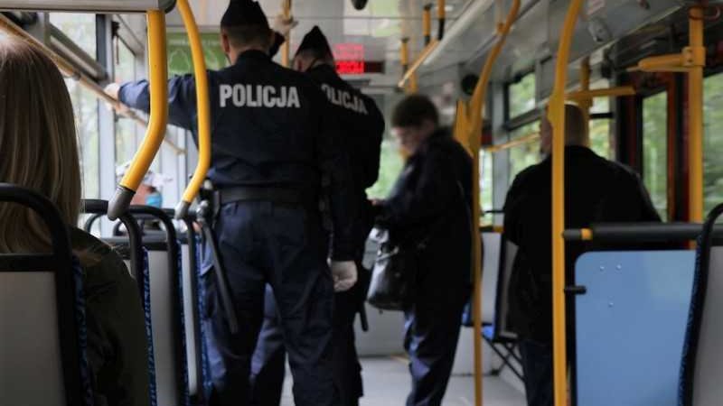 Policja w tramwaju