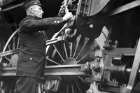 O tej pracy marzył kiedyś każdy Polak. Dawała prestiż, stabilne zatrudnienie i solidne zarobki