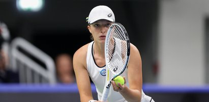 Iga Świątek kontra Eva Lys w drugiej rundzie WTA Stuttgart 2022. Gdzie i o której można obejrzeć mecz Polki?