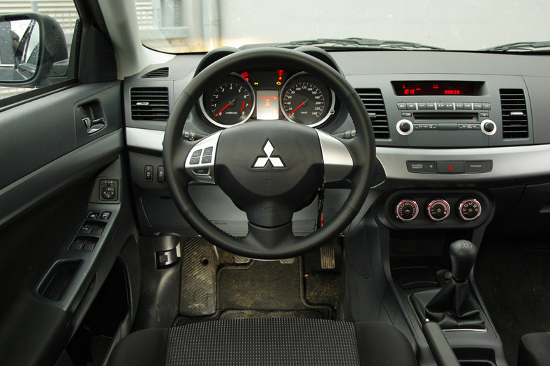 Mitsubishi Lancer 1.6 MIVEC: Z nowym rokiem