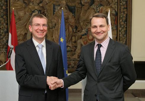 Edgars Rinkeviczs i Radosław Sikorski / fot. PAP