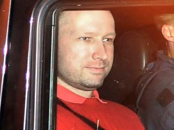 Wiadomo, komu Breivik słał maile przed zamachem