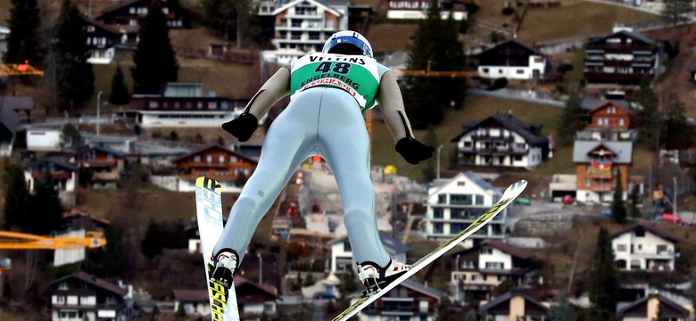 PŚ w skokach: Kubacki 4., Stoch 7. po pierwszej serii konkursu w Engelbergu