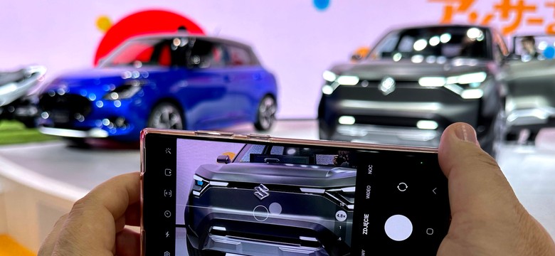 100 samochodów Suzuki dla piłkarzy. Japońska marka rozbiła bank