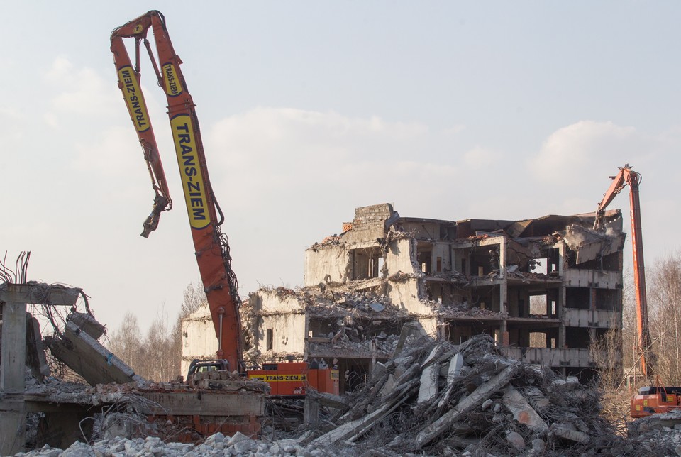 ZABRZE AKADEMICKIE CENTRUM MEDYCZNE WYBURZANIE